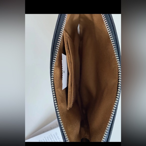 NWT Coach Large Corner Zip Wristlet In Colorblock CA734 Natural - Picture 4 of 9